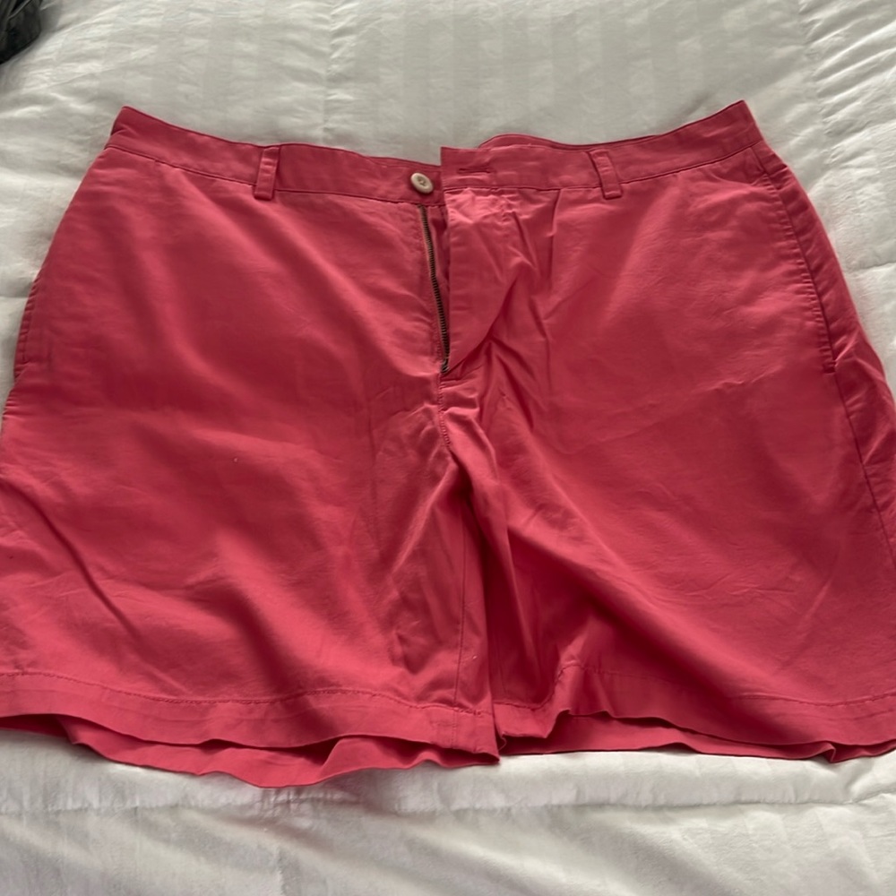 Men’s vineyard vines shorts